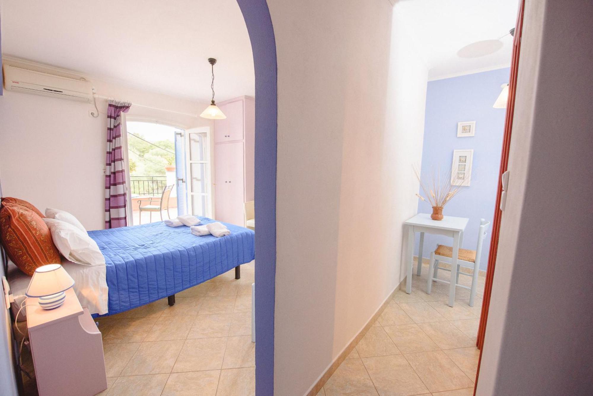 Maria Studios Poros Town Phòng bức ảnh