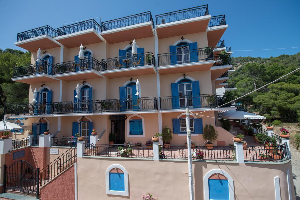 Maria Studios Poros Town Ngoại thất bức ảnh
