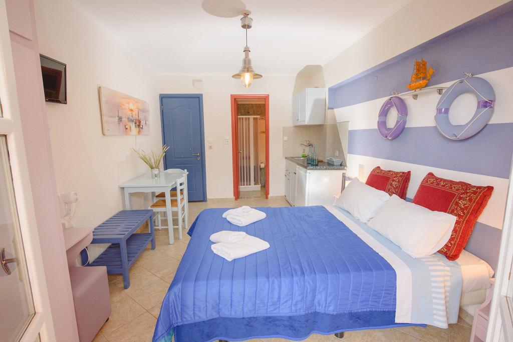 Maria Studios Poros Town Ngoại thất bức ảnh
